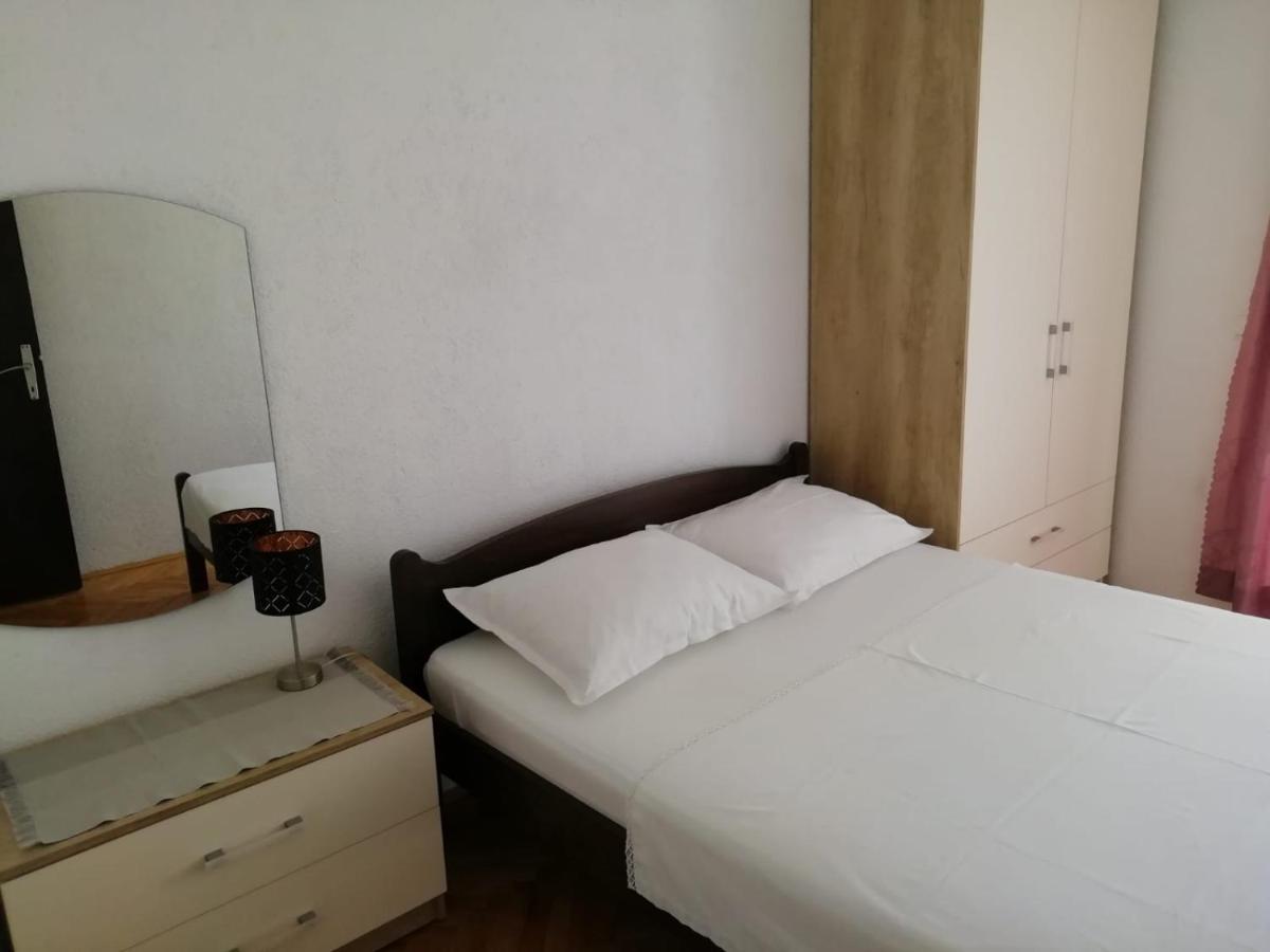 Bugenvilija Duće Exteriér fotografie