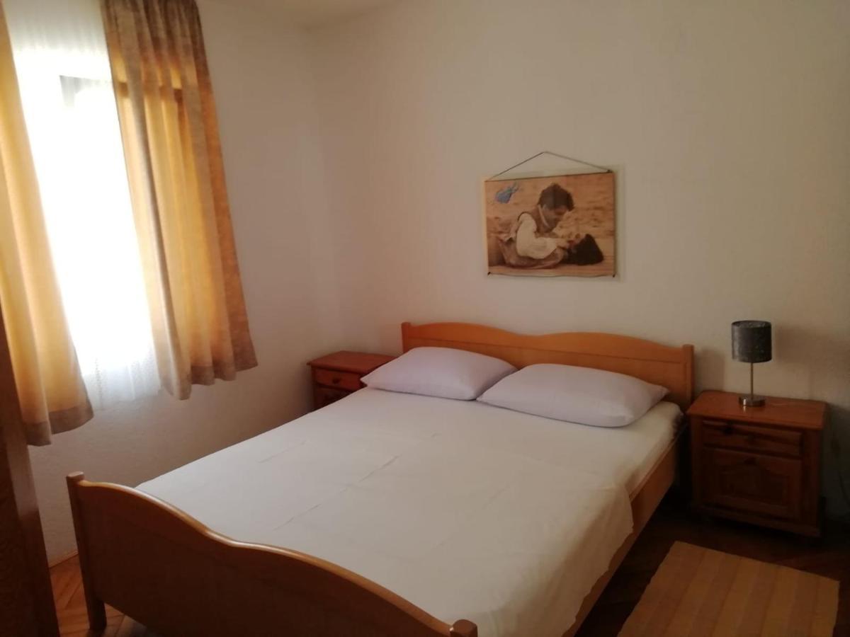 Bugenvilija Duće Exteriér fotografie