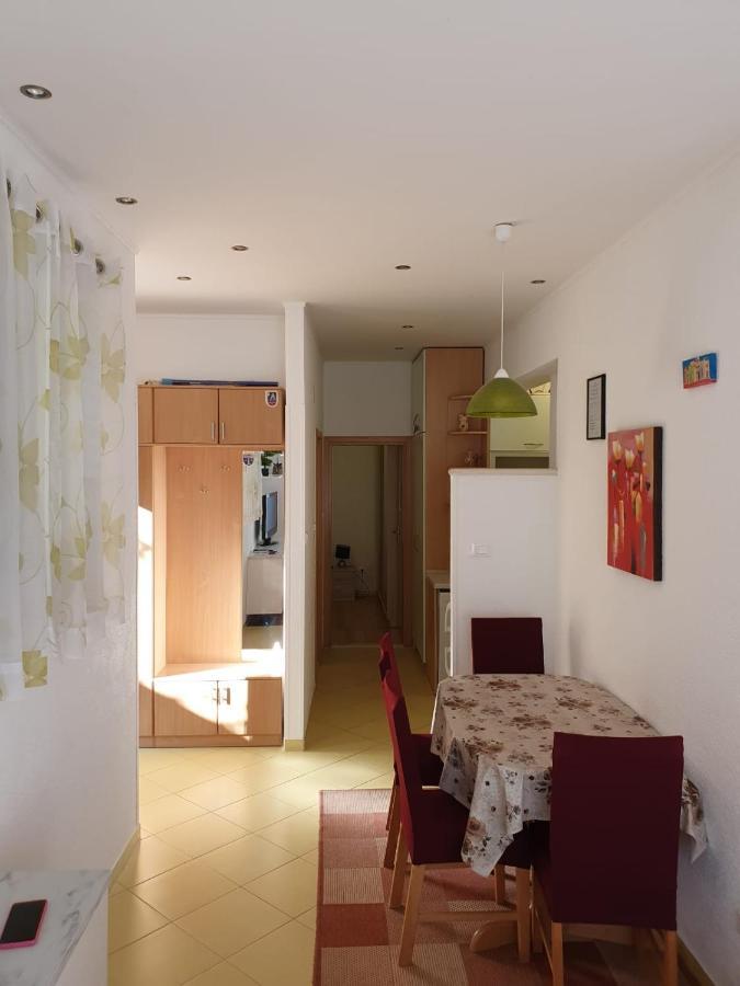 Bugenvilija Duće Exteriér fotografie